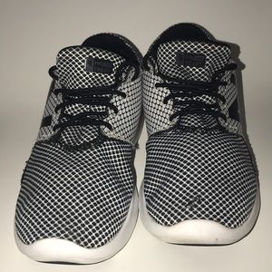 New Balance FuelCore Coast V3 sneakers